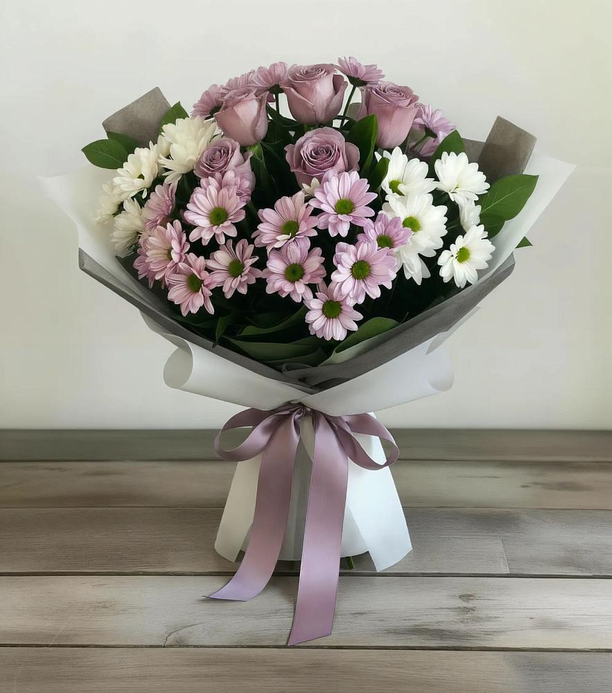 Букет цветов из: Хризантемы и Розы в Тайшете
