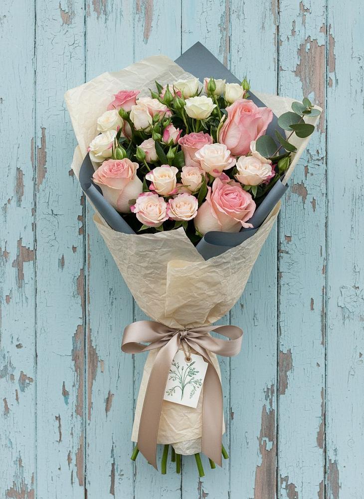 Букет цветов из: Розы в Тайшете