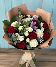 Букет цветов из:  Розы и Альстромерии в Тайшете