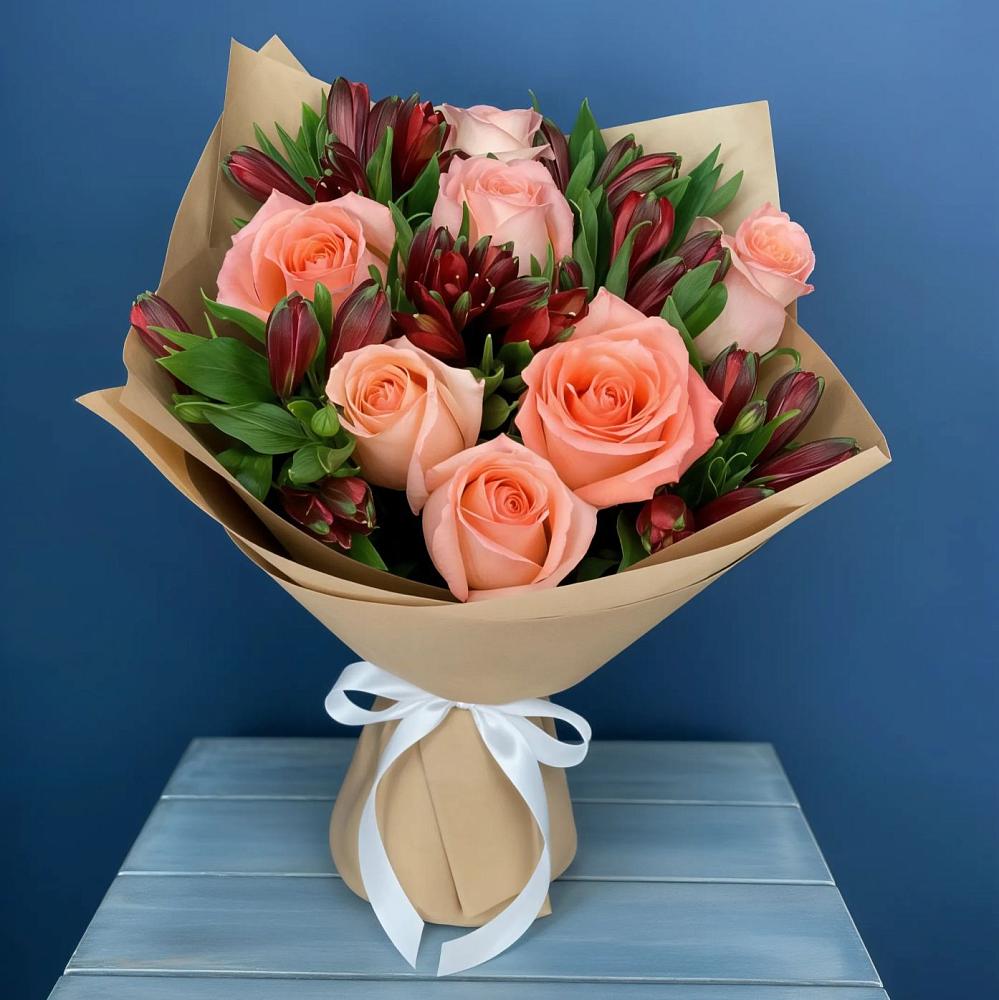 Букет цветов из: Розы и Альстромерии в Тайшете