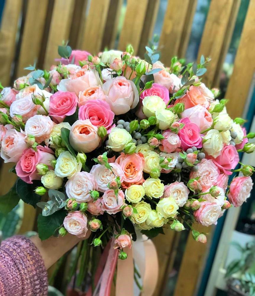 Букет цветов из: Розы в Тайшете