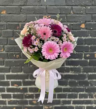 Букет цветов из:  Герберы и Хризантемы в Тайшете